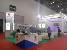 2017第十三屆中國國際電池產(chǎn)業(yè)盛會 聚焦機械與原輔材料的創(chuàng)新力量